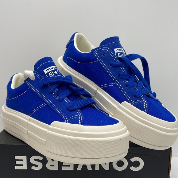 Converse Men’s CTAS CRUISE OX
BLUE/WHITE/EGRET A10441C Platforms Sneakers - Picture 5 of 16